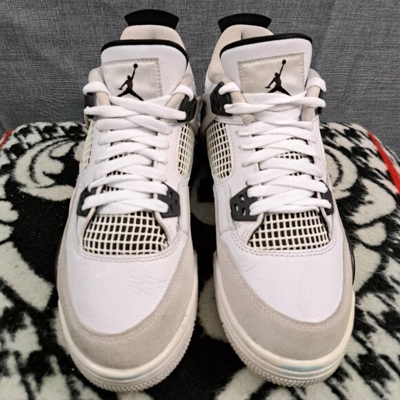 Size 6.5Y Nike Air Jordan 4 Retro Mid Military Black - Picture 3 of 16